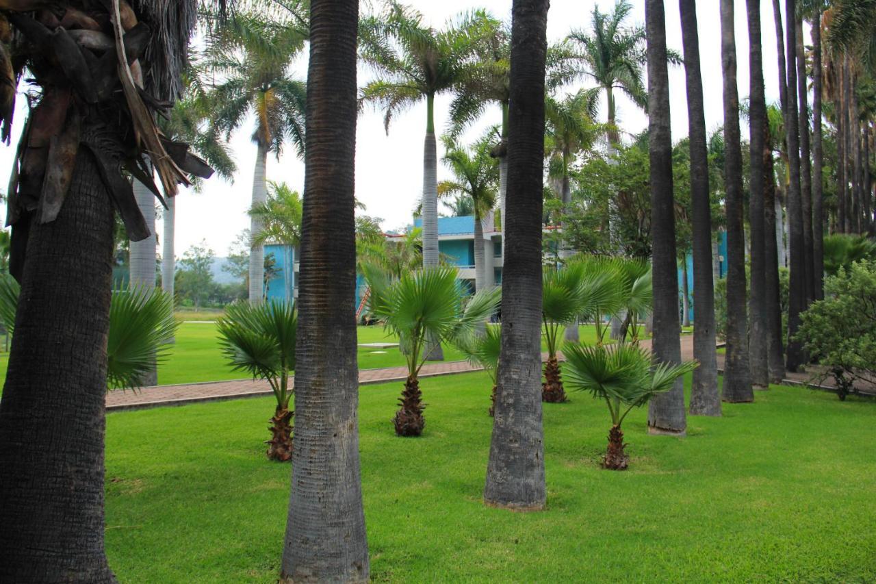 Hotel Y Parque Acuatico La Caldera Abasolo 外观 照片