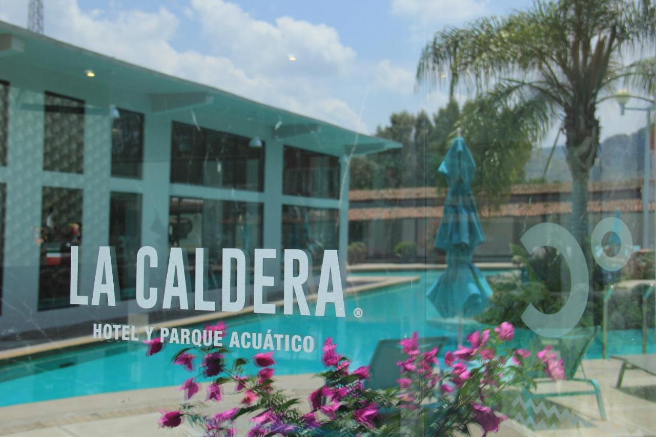 Hotel Y Parque Acuatico La Caldera Abasolo 外观 照片