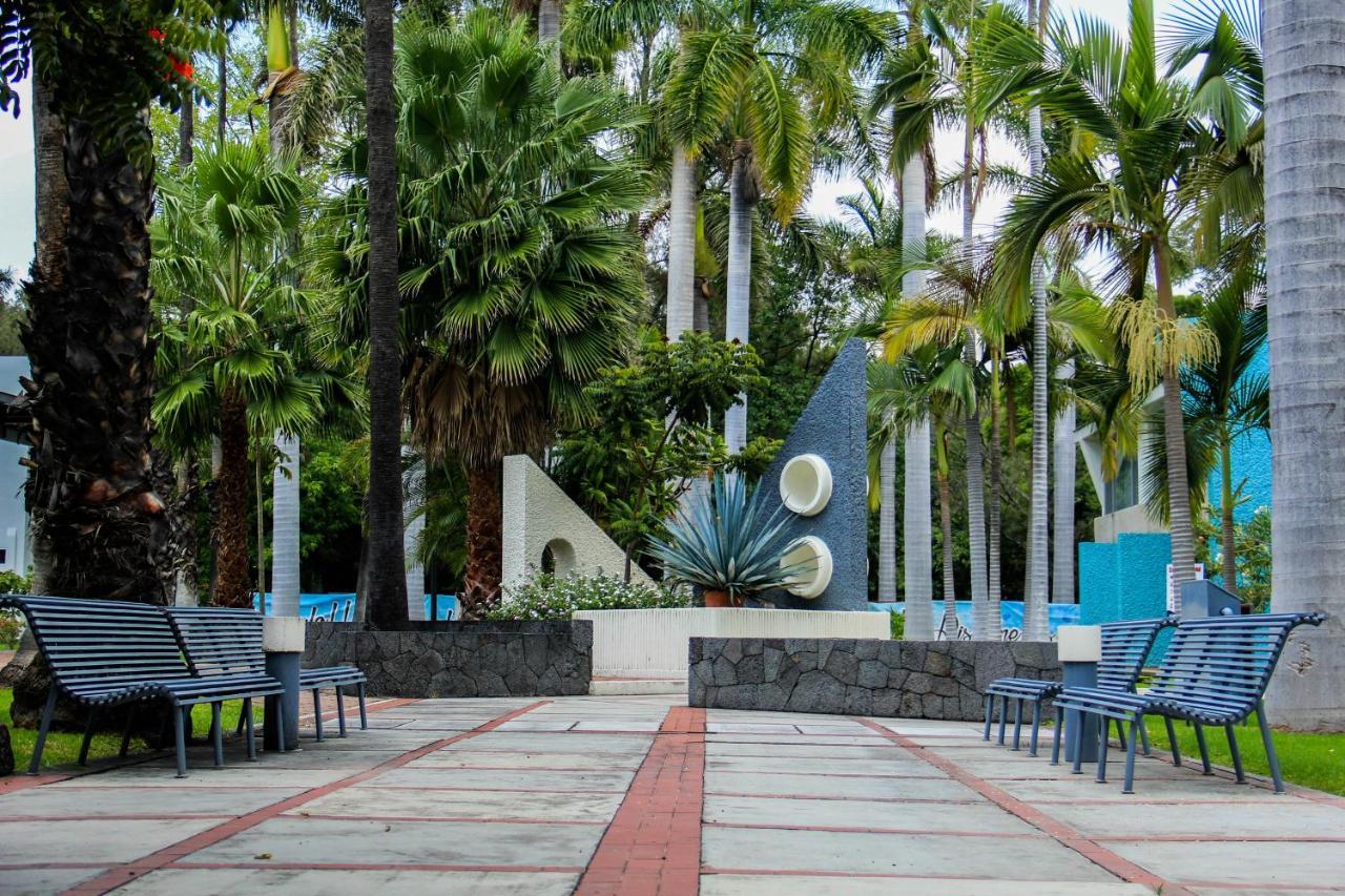 Hotel Y Parque Acuatico La Caldera Abasolo 外观 照片