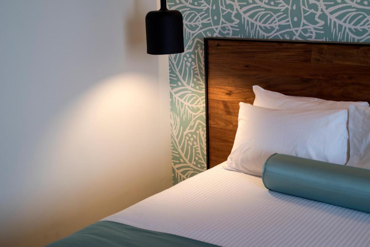 Hotel Y Parque Acuatico La Caldera Abasolo 外观 照片