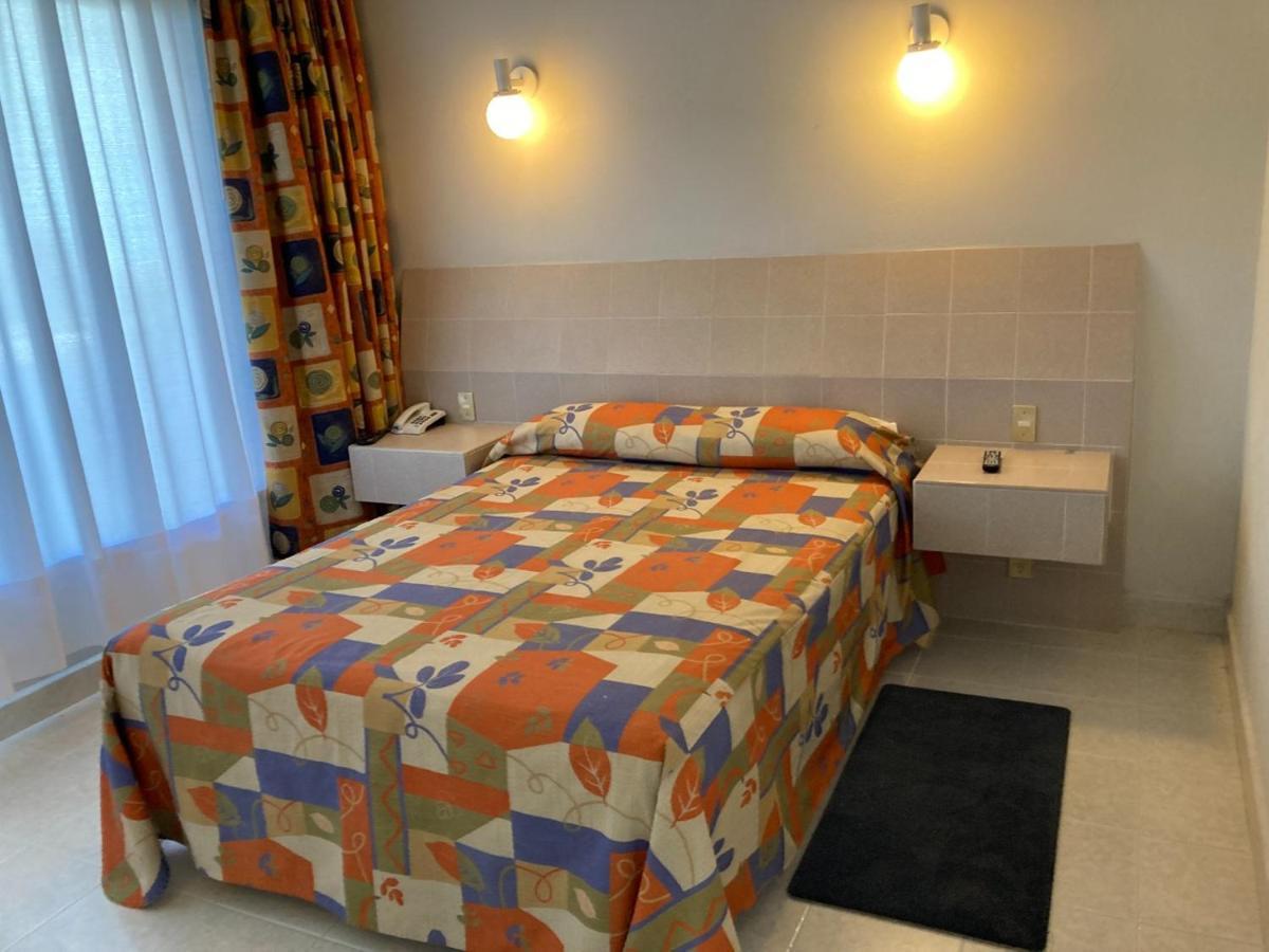 Hotel Y Parque Acuatico La Caldera Abasolo 外观 照片